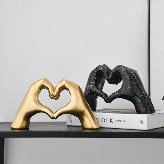 Nordic Creative Heart Gesture Sculpture Resin